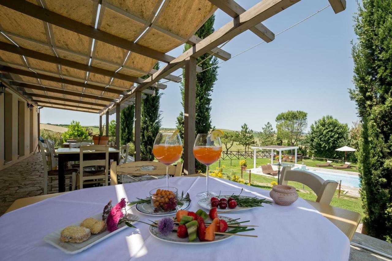 Le Maracla Country House Iesi Exterior foto