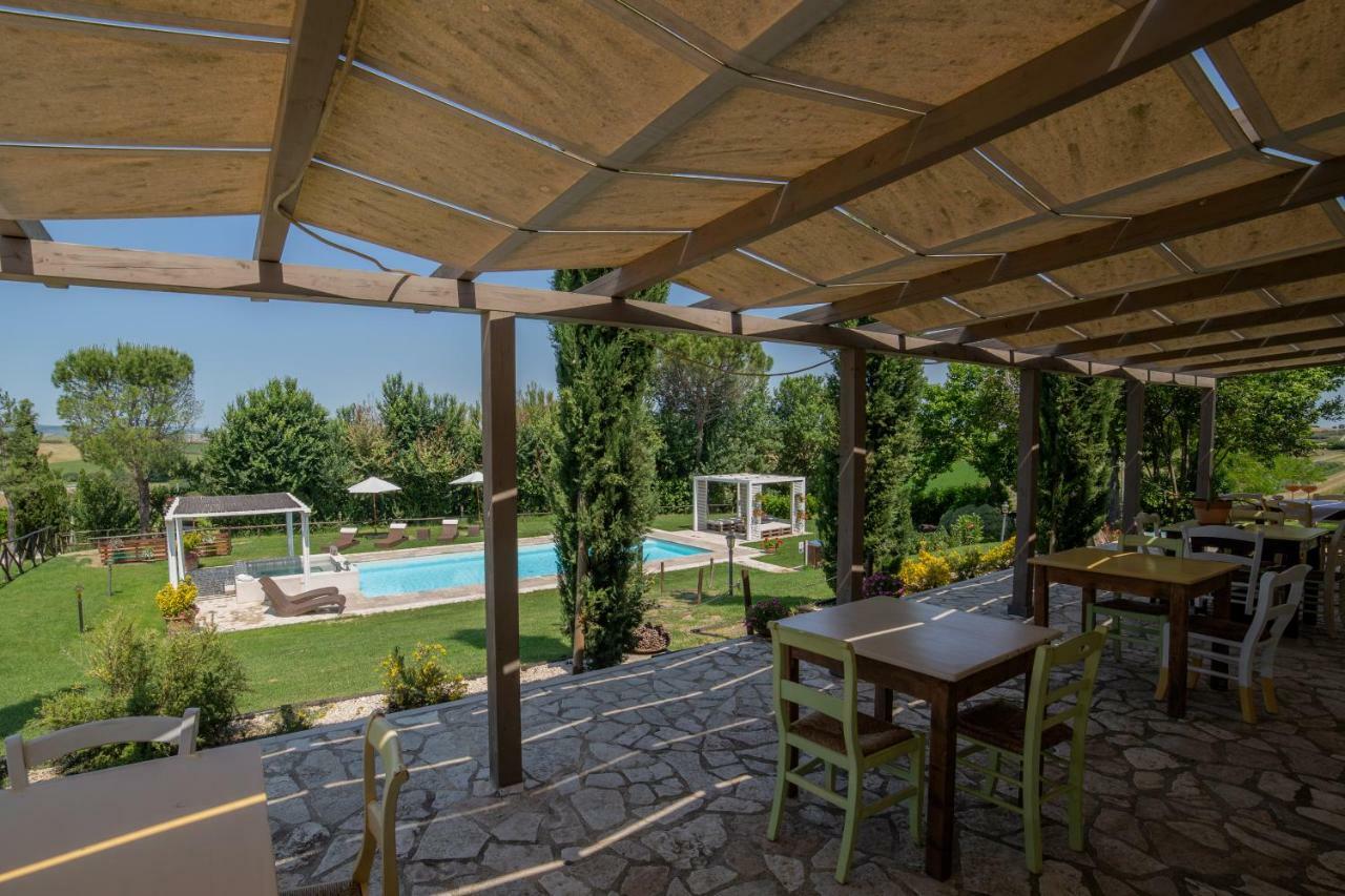 Le Maracla Country House Iesi Exterior foto