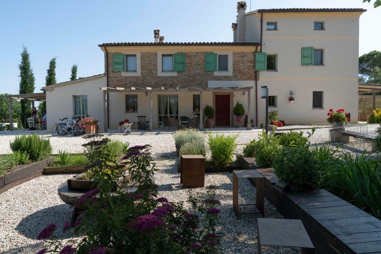Le Maracla Country House Iesi Exterior foto